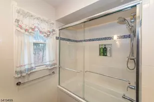 4 Summit Ln, Roxbury Township, NJ 07876 - Photo 29