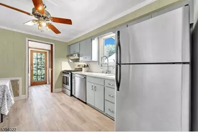 19 Forest Dr, Bloomfield, NJ 07003 - Photo 13