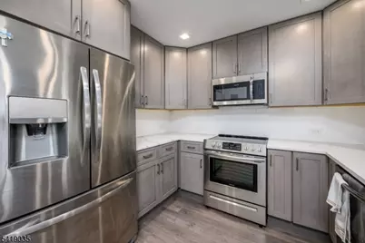 1 Carriage City Plz #1214, Rahway, NJ 07065 - Photo 3