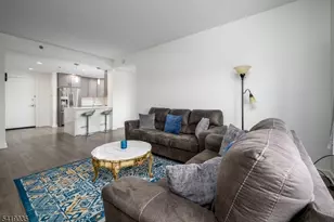 1 Carriage City Plz, Rahway, NJ 07065 - Photo 17