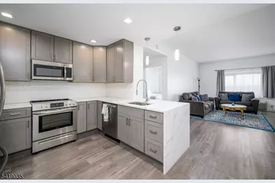 1 Carriage City Plz #1214, Rahway, NJ 07065 - Photo 5