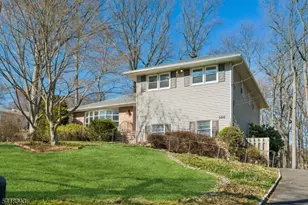 366 Rolling Rock Rd, Mountainside, NJ 07092 - Photo 3