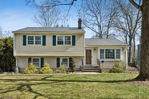 76 Magnolia Dr, New Providence, NJ 07974 - Photo 1