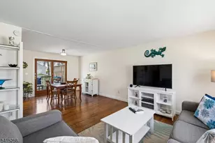 76 Magnolia Dr, New Providence, NJ 07974 - Photo 3