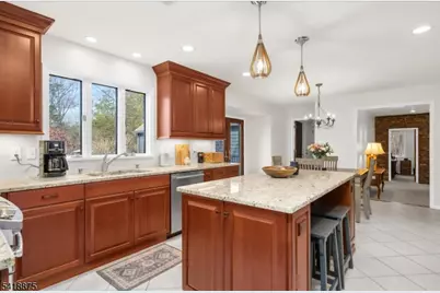 24 Partridge Rd, Readington, NJ 08822 - Photo 5