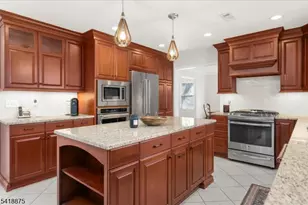 24 Partridge Rd, Readington, NJ 08822 - Photo 3