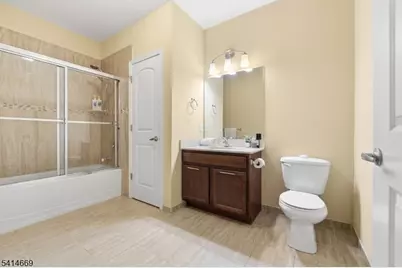 104 E Elizabeth Ave #307, Linden, NJ 07036 - Photo 25