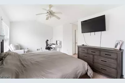 20 Pond Ct, Hillsborough Township, NJ 08844 - Photo 15