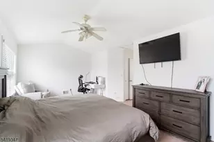 20 Pond Ct, Hillsborough Township, NJ 08844 - Photo 15