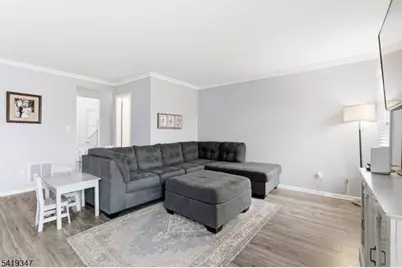 20 Pond Ct, Hillsborough Township, NJ 08844 - Photo 13