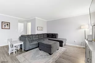 20 Pond Ct, Hillsborough Township, NJ 08844 - Photo 13