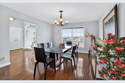 4 Coventry Rd, Hardyston Township, NJ 07419 - Photo 9