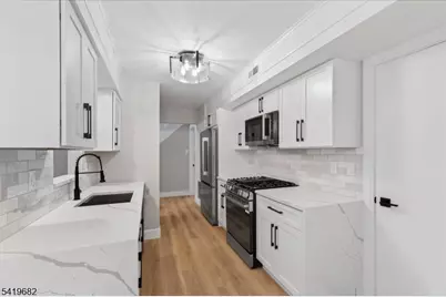 21A Andover Cir, Montgomery Township, NJ 08540 - Photo 9