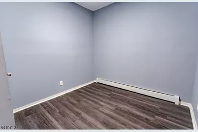 50 Eaton Pl, East Orange, NJ 07017 - Photo 5