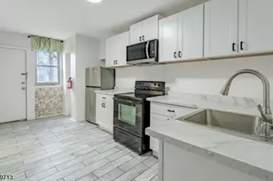 50 Eaton Pl, East Orange, NJ 07017 - Photo 3