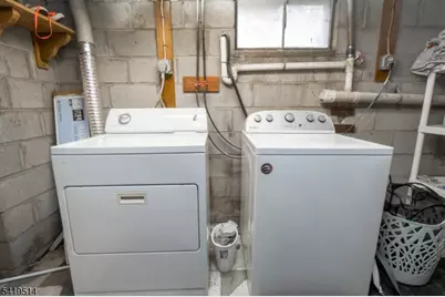 332 Grant St, Phillipsburg, NJ 08865 - Photo 25