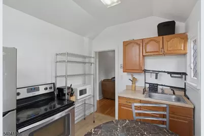 44 Norman Rd, Montclair, NJ 07043 - Photo 37