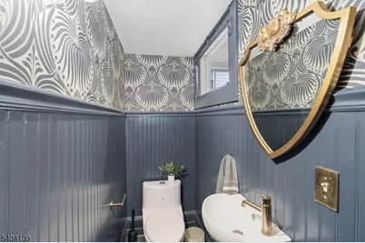 44 Norman Rd, Montclair, NJ 07043 - Photo 13