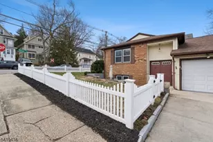 1 Lyons Pl, Morristown, NJ 07960 - Photo 3