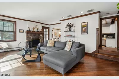 9 Dogwood Rd, West Orange Township, NJ 07052 - Photo 5