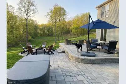 9 Old Traveled Way, Roxbury Township, NJ 07852 - Photo 3