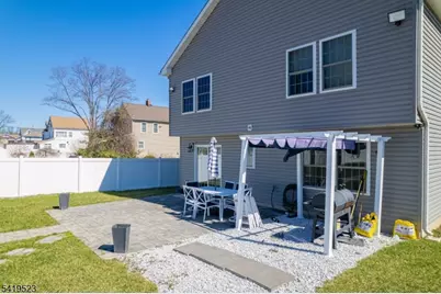 1718 W 4th St, Piscataway Township, NJ 08854 - Photo 19