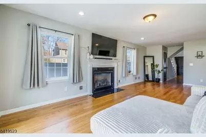 1718 W 4th St, Piscataway Township, NJ 08854 - Photo 3