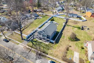 1718 W 4th St, Piscataway Township, NJ 08854 - Photo 21