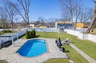 1718 W 4th St, Piscataway Township, NJ 08854 - Photo 27