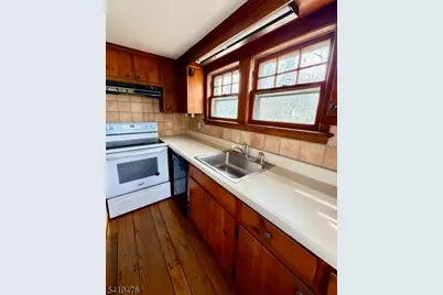 30 Stiles Ave, Morris Plains, NJ 07950 - Photo 9