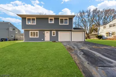 14 Harwich Rd, Mount Olive, NJ 07836 - Photo 3