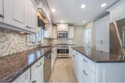 29 Candace Ln, Chatham Township, NJ 07928 - Photo 15