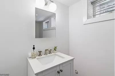 33 Oakview Ave, Maplewood, NJ 07040 - Photo 43