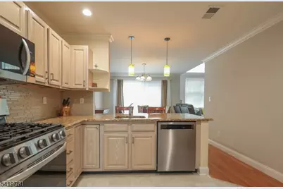 20 Forsgate Ter, Clinton Township, NJ 08801 - Photo 3