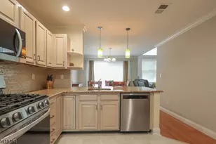 20 Forsgate Terrace, Clinton Township, NJ 08801 - Photo 3