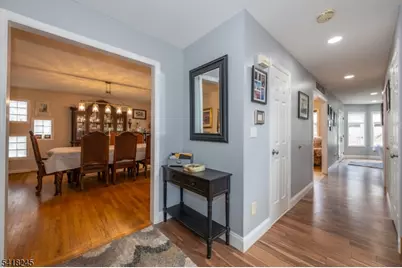 35 Turnberry Rd, Little Falls Township, NJ 07424 - Photo 13