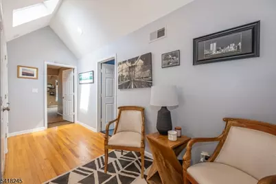 35 Turnberry Rd, Little Falls Township, NJ 07424 - Photo 17