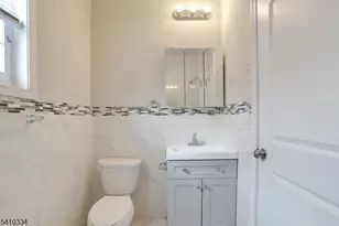 345 N 2nd St, East Newark, NJ 07029 - Photo 11