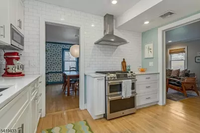 4 Rynda Rd, Maplewood, NJ 07040 - Photo 17