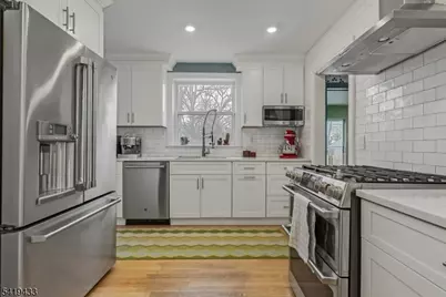 4 Rynda Rd, Maplewood, NJ 07040 - Photo 15