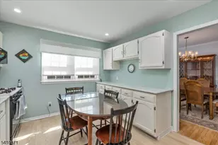 11 Dorr Rd, New Providence, NJ 07974 - Photo 9