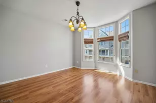 915 Kensington Ln, Livingston, NJ 07039 - Photo 9