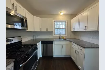 1 Carteret St #1, Linden, NJ 07036 - Photo 3