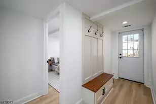 32 W McClellan Ave, Livingston, NJ 07039 - Photo 29