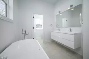 32 W McClellan Ave, Livingston, NJ 07039 - Photo 17