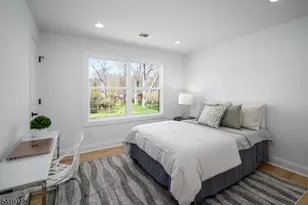 32 W McClellan Ave, Livingston, NJ 07039 - Photo 19