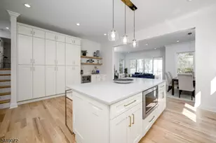 32 W McClellan Ave, Livingston, NJ 07039 - Photo 9