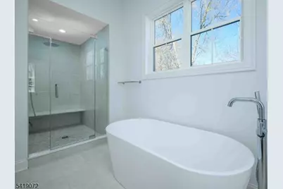 32 W McClellan Ave, Livingston, NJ 07039 - Photo 15