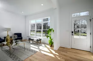 32 W McClellan Ave, Livingston, NJ 07039 - Photo 3