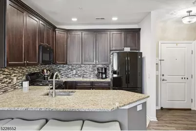 169 Tarrington Rd, Unit #203, Hardyston Township, NJ 07419 - Photo 7